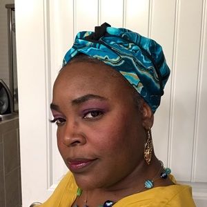 Meet your Posher, Jenene